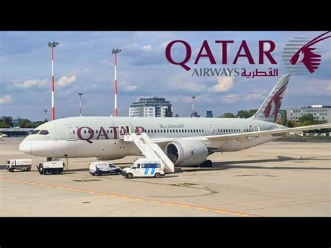 Qatar Airways Boeing 787-8 Dreamliner arriving at Helsinki Airport