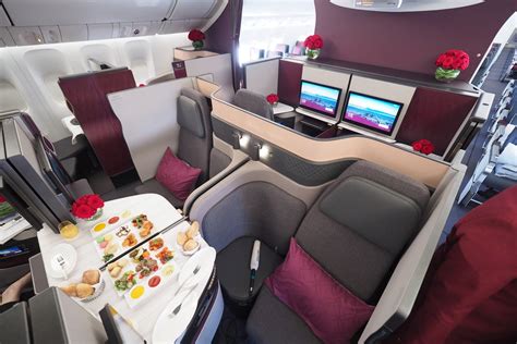 qatar airways qsuite business class cabin