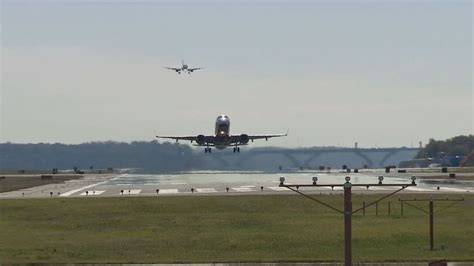 Reagan National Airport runway operations busy Washington DC flights