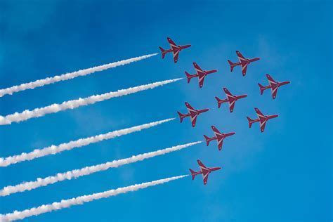 red arrows Apollo Formation