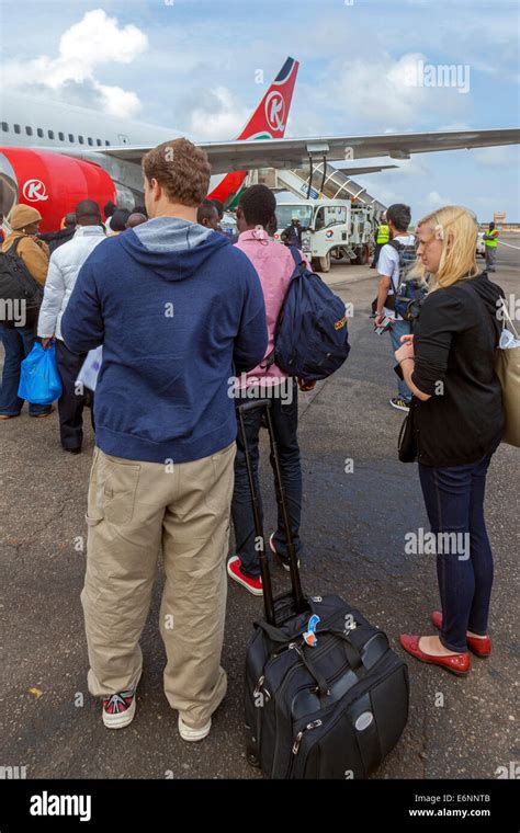 Regional SAA flight boarding passengers in Accra, Ghana