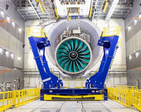 Rolls Royce UltraFan demonstrator large fan blades test facility