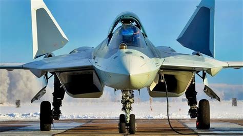 Russian Su-57 Felon stealth fighter performing high-speed flight demonstration