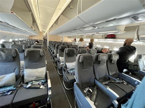 SAS A350 premium economy cabin seating