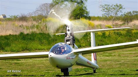 self-launching glider during takeoff