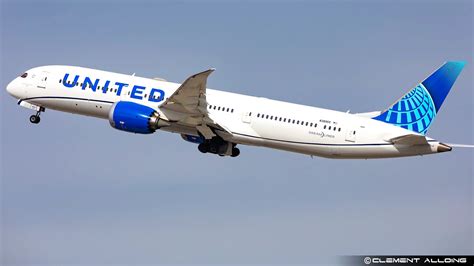 senior United Airlines Boeing 787 captain inside cockpit before transpacific departure