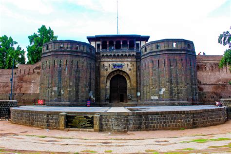 shaniwar wada pune micro-trip maratha heritage