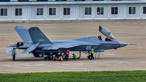 Shenyang FC-31 J-35 stealth fighter preparing for carrier testing