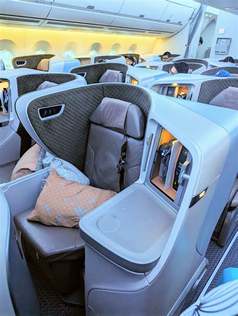 Singapore Airlines A350 new business class suite copper tones private door cabin