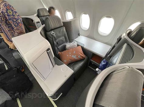 Singapore Airlines Boeing 737 MAX 8 business class lie-flat seat