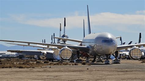 Southern California Logistics Airport airplane boneyard