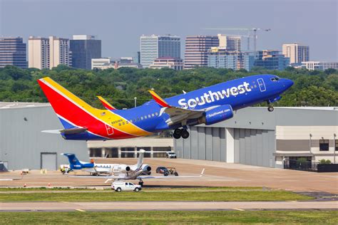 Southwest Dallas Love Field DAL to Austin AUS Boeing 737 Texas route