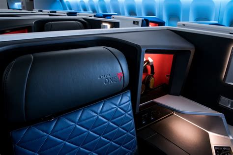 Spacious lie-flat seat in an international business class cabin