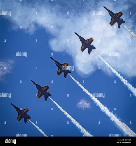 Spirit of St. Louis Airshow Blue Angels over Missouri 2026