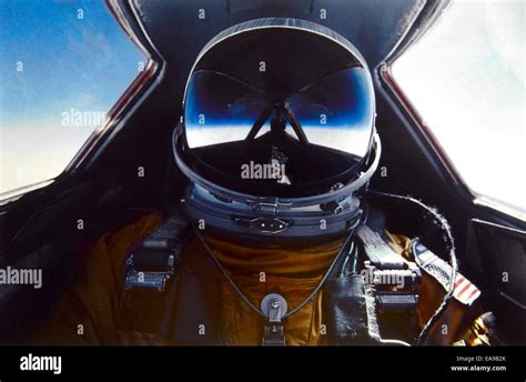 SR-71 pilot pressure suit cockpit instrumentation