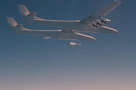 Stratolaunch Roc releasing Talon-A hypersonic test vehicle over the desert