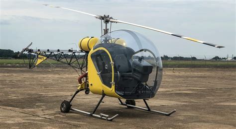 student pilot training on a coaxial trainer helicopter recommended before flying SCH-2A