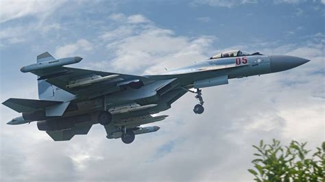 Su-57 prototype carrying R-77 and K-77M missiles