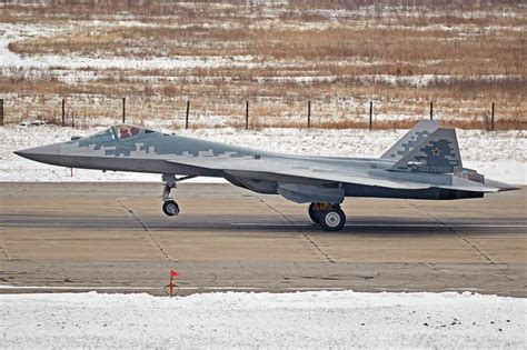 Sukhoi Su-57E stealth fighter performing a low-altitude pass at Moscow Air Show
