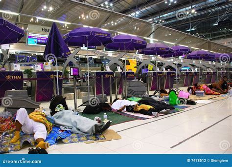 Suvarnabhumi Airport during 2008 PAD occupation with grounded aircraft and stranded passengers