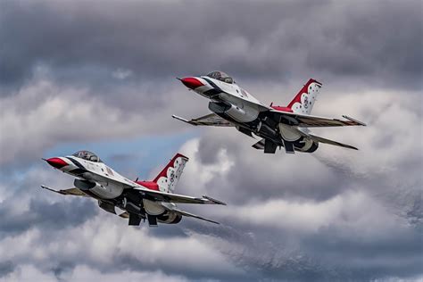 Thunderbirds F-16 Fighting Falcon