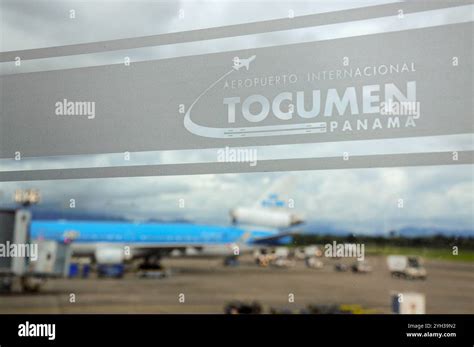 Tocumen International Airport Panama City PTY Copa Airlines Boeing 737 runway terminal gates