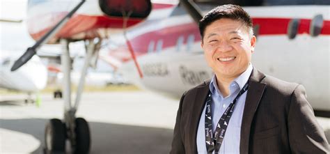 Tom Hsieh, CEO of New Pacific Airlines, speaking at an aviation conference