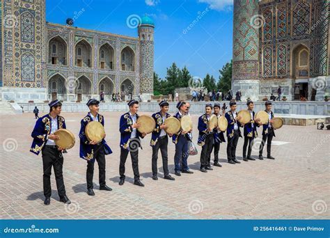 Traditional musicians from Uzbekistan perform at Islamabad welcome event for new flight route