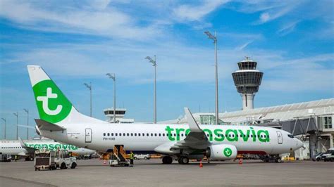 Transavia aircraft boarding passengers at Nice Côte d’Azur Airport in summer