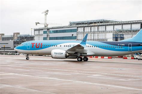 TUI fly Nordic Boeing 737 MAX approaching Sal Island Cape Verde