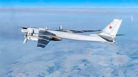 Tupolev Tu-95MS Bear strategic bomber