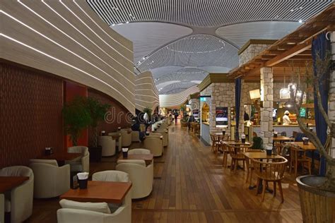 Turkish Airlines business class lounge Istanbul Airport food stations