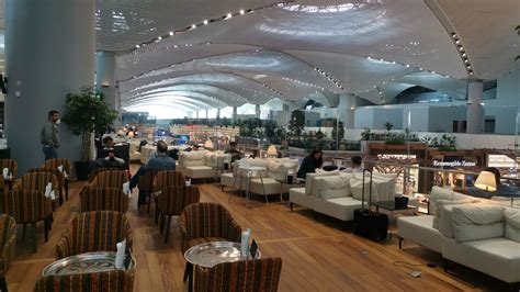 Turkish Airlines lounge Istanbul food stations seating traditional design