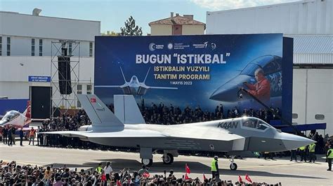 Turkish KAAN fifth-generation fighter jet prototype displayed at defense fair