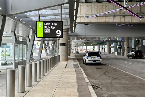 uber driver picking up at newark terminal curb
