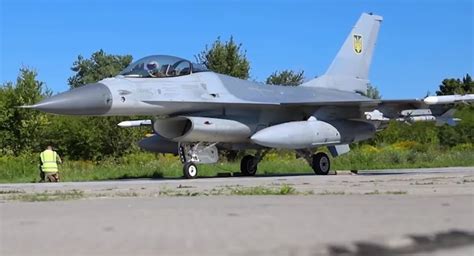 Ukrainian f-16 in combat