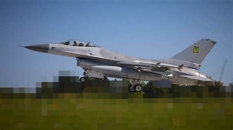 Ukrainian F-16 in flight