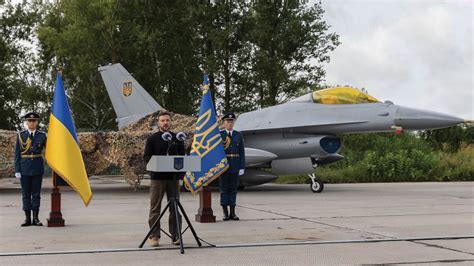 ukrainian pilots f-16 training