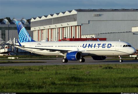 United Airlines Airbus A321neo at San Francisco International Airport