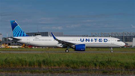 United Airlines Airbus A321XLR at Newark Liberty Airport for long-range European routes