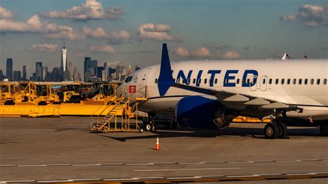 United Airlines Boeing 737 MAX 8 departing Newark Liberty Airport
