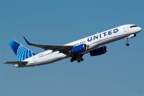 United Airlines Boeing 757-200