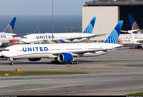 United Airlines Boeing 777-300ER at San Francisco International Airport