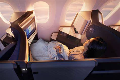 United Airlines Boeing 787-9 Polaris Studio suites Elevated interior San Francisco Singapore