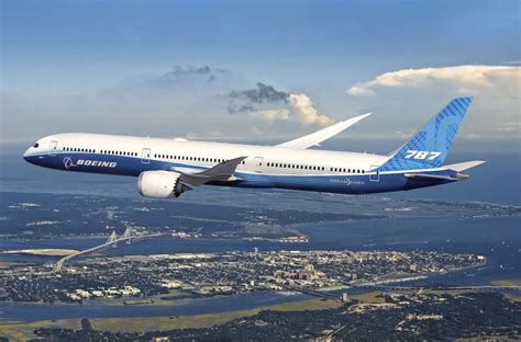united airlines future boeing 787 dreamliner fleet expansion