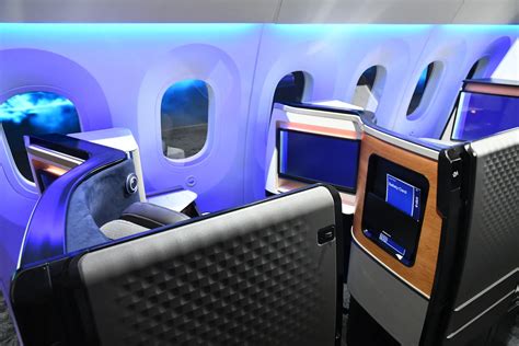 United Airlines Polaris business class cabin inside Boeing 787 Dreamliner