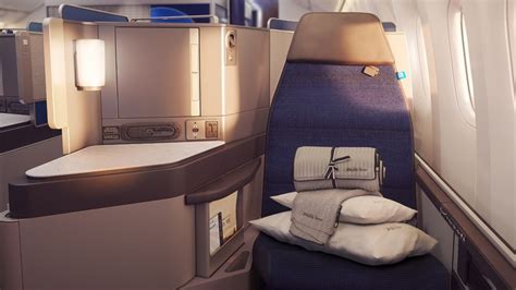 United Airlines Polaris business class Saks Fifth Avenue bedding lie-flat seat Boeing 787 overnight flight