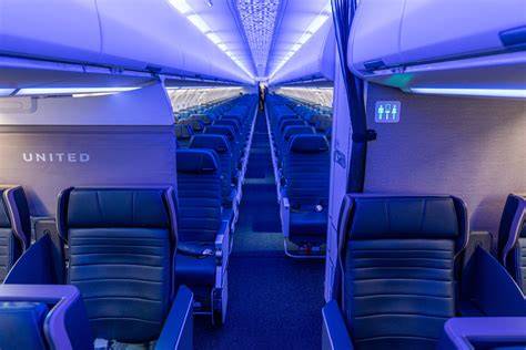United Airlines United Next Boeing 737 and Airbus A321 fleet modernization at US hub