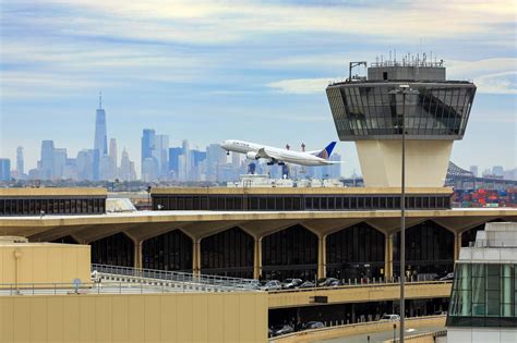 United Airlines widebody and narrowbody aircraft lined up at Newark Liberty International Airport