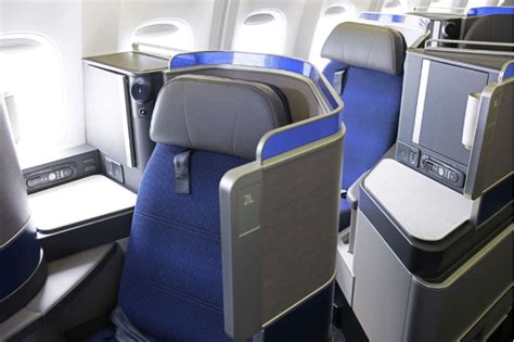 United Polaris odd-numbered window seat on Boeing 787